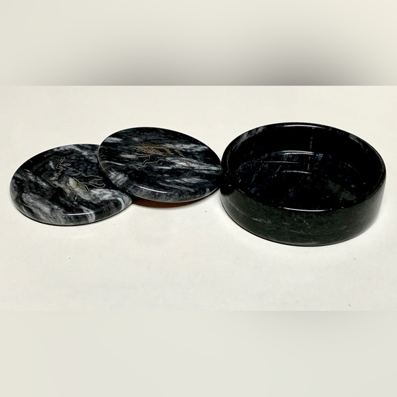 Vintage Executive Set of 2 Black Marble MOBIL Pegasus Logo Drink Coasters - Picture 15 of 16